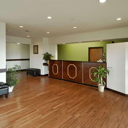 Super 8 By Wyndham Bowling Green North Interior foto